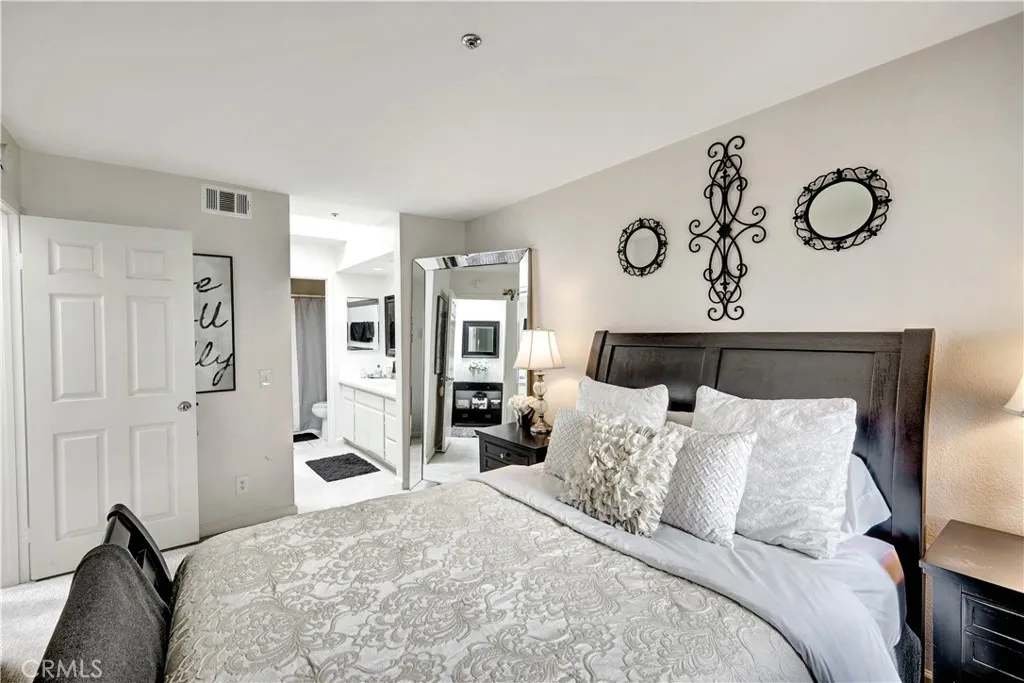 400 N Pacific Street, #221, Oceanside, CA 92054