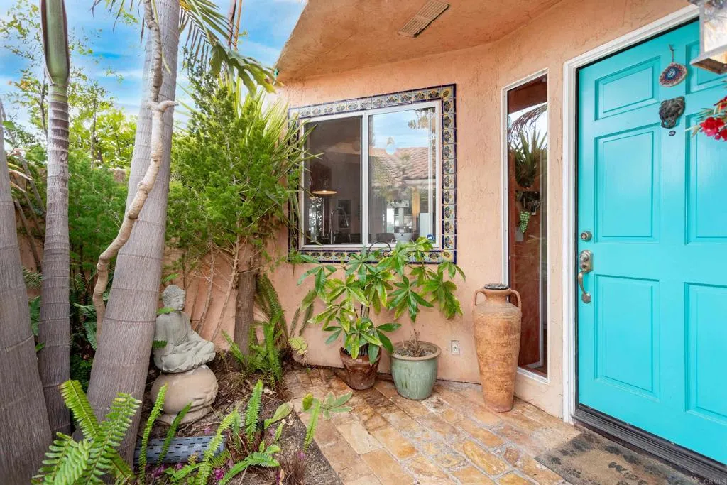 2219 Sawgrass Gln, Escondido, CA 92026