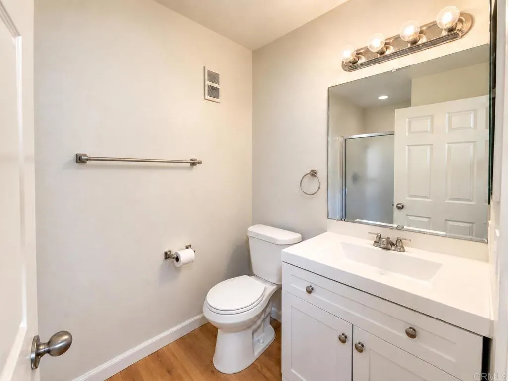 237 50th Street #9, San Diego, CA 92102 237 50th Street #9, San Diego, CA 92102