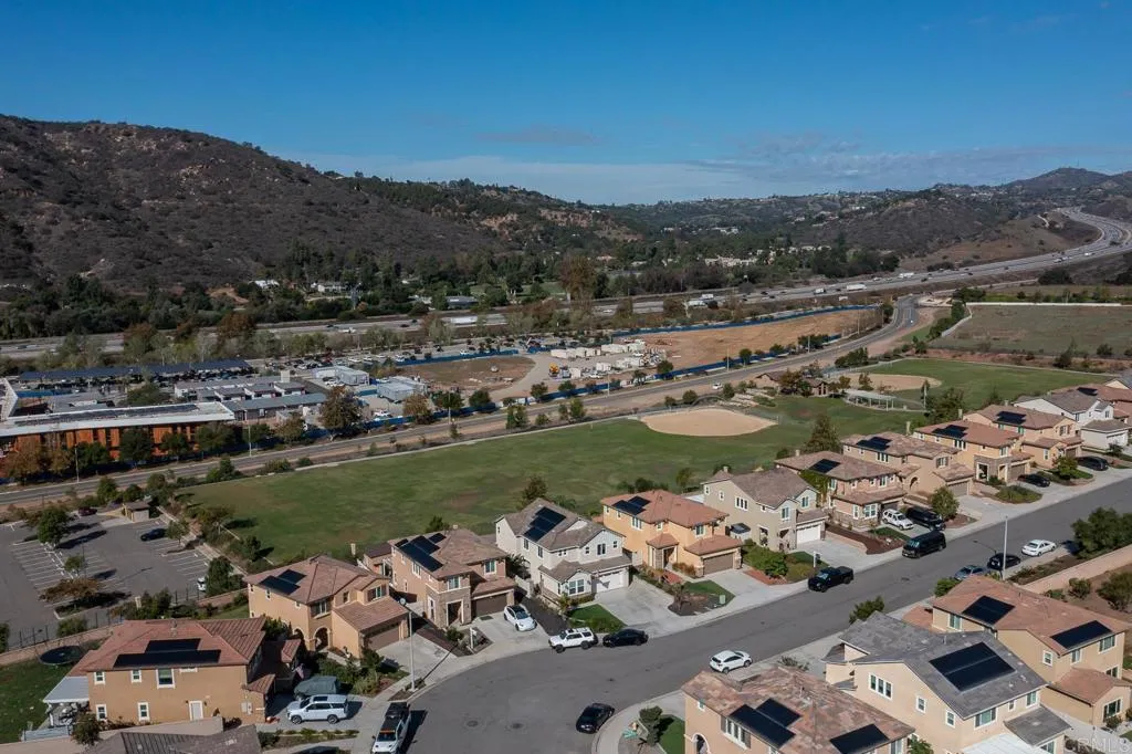 35540 Asturian Way, Fallbrook, CA 92028