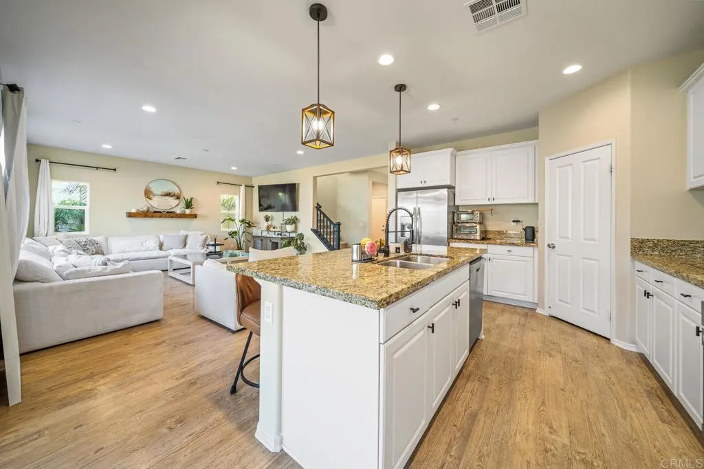 35540 Asturian Way, Fallbrook, CA 92028