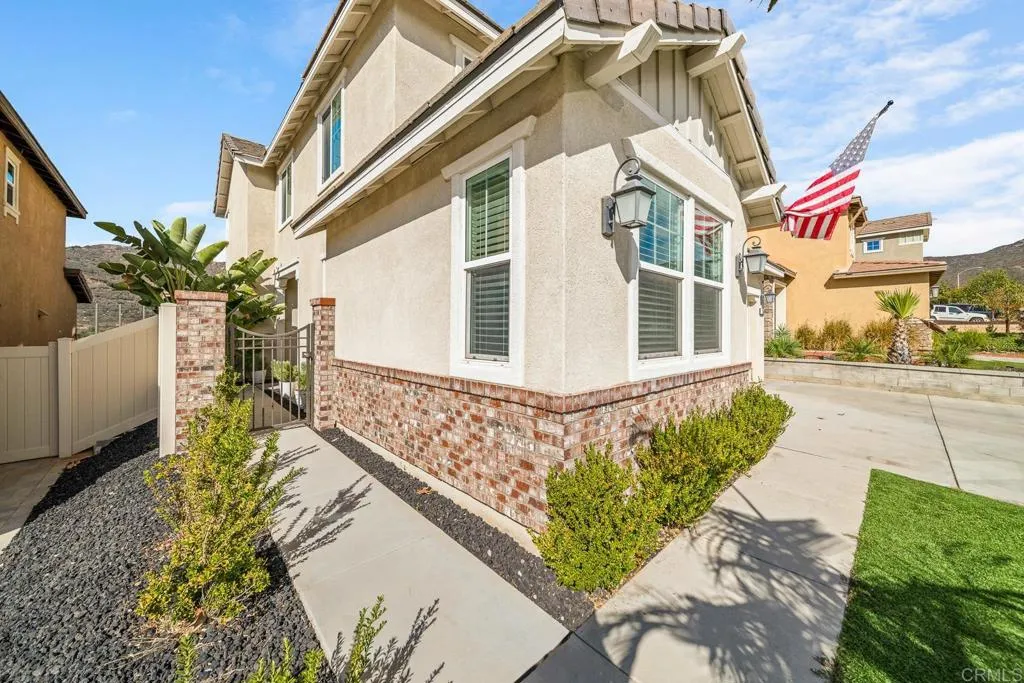 35540 Asturian Way, Fallbrook, CA 92028