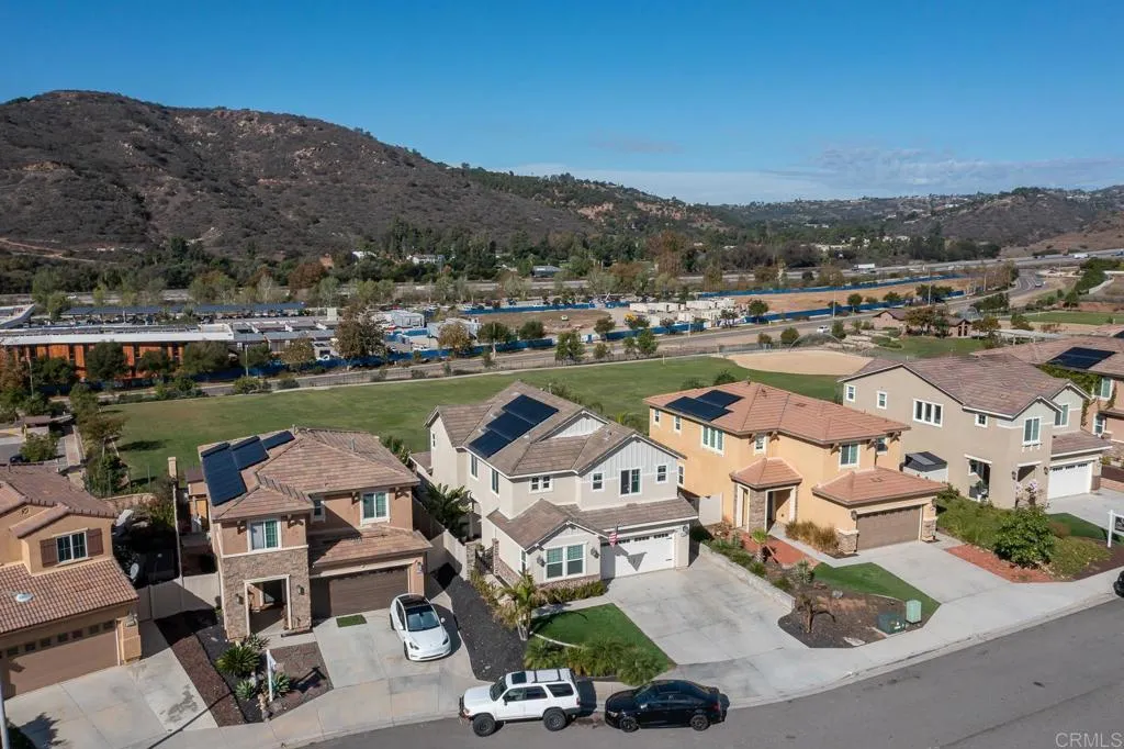 35540 Asturian Way, Fallbrook, CA 92028