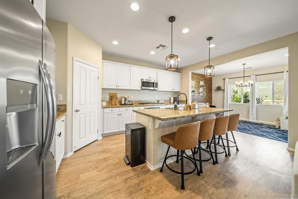 35540 Asturian Way, Fallbrook, CA 92028
