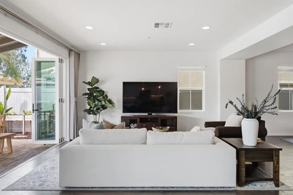 12655 Cloudbreak Avenue, San Diego, CA 92129