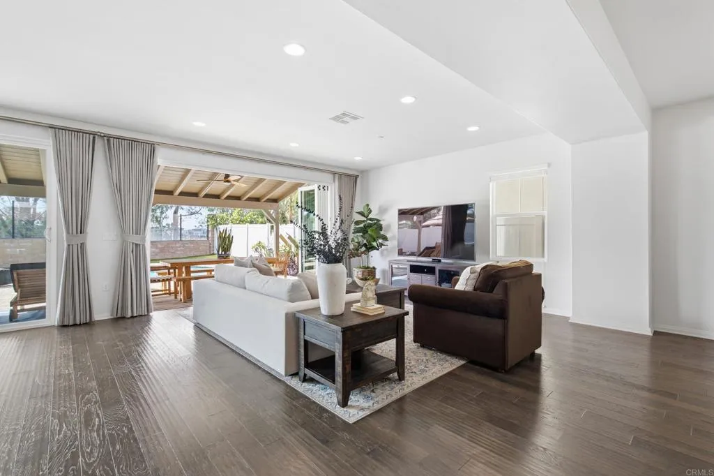 12655 Cloudbreak Avenue, San Diego, CA 92129