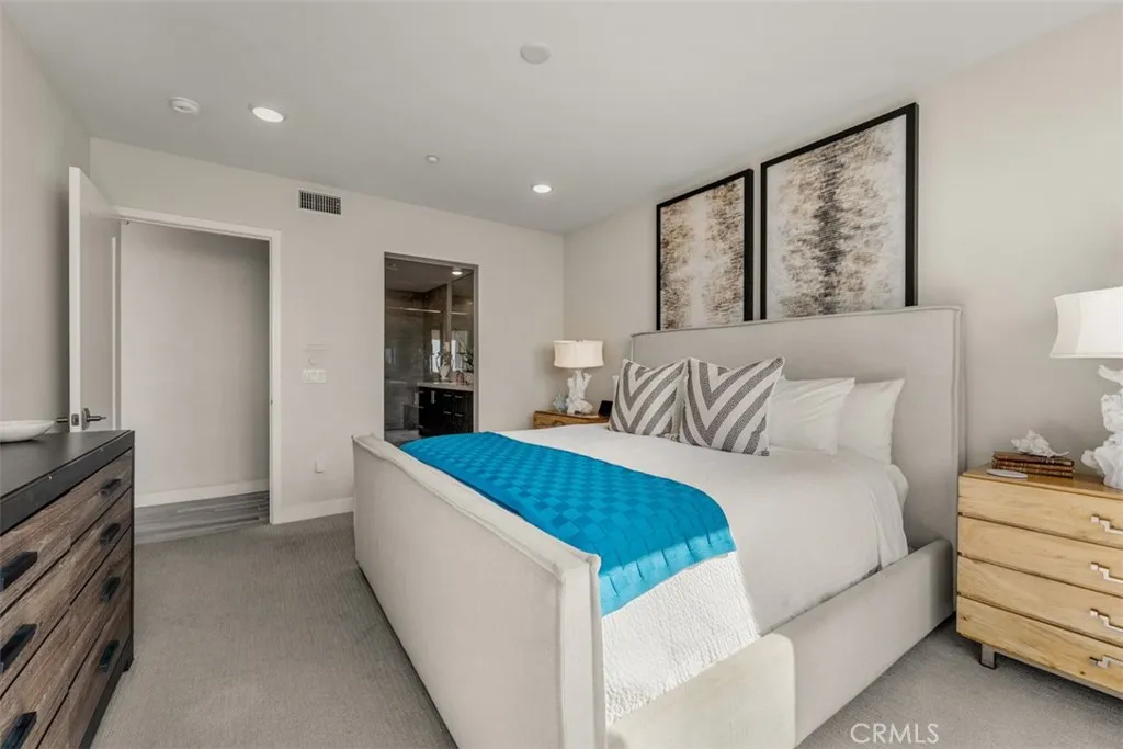 700 S The Strand, #106, Oceanside, CA 92054 700 S The Strand, #106, Oceanside, CA 92054