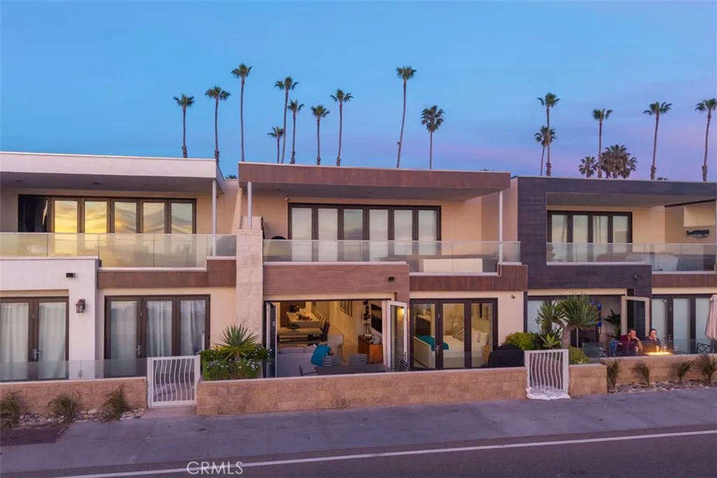 700 S The Strand, #106, Oceanside, CA 92054 700 S The Strand, #106, Oceanside, CA 92054