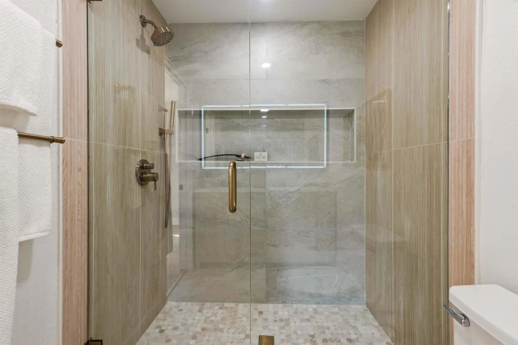 https://cdn.realtyfeed.com/cdn/127/307107036/25d35faa6848879b7834083241fb431e.webp
