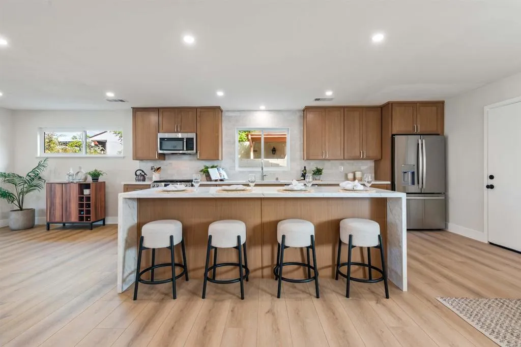 https://cdn.realtyfeed.com/cdn/127/307107036/3a1ba1b8c7dfddeb81d5ad962ebac86b.webp
