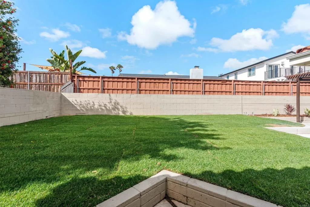 https://cdn.realtyfeed.com/cdn/127/307107036/9ef7aac8fb0e972199a42ad6e486111f.webp