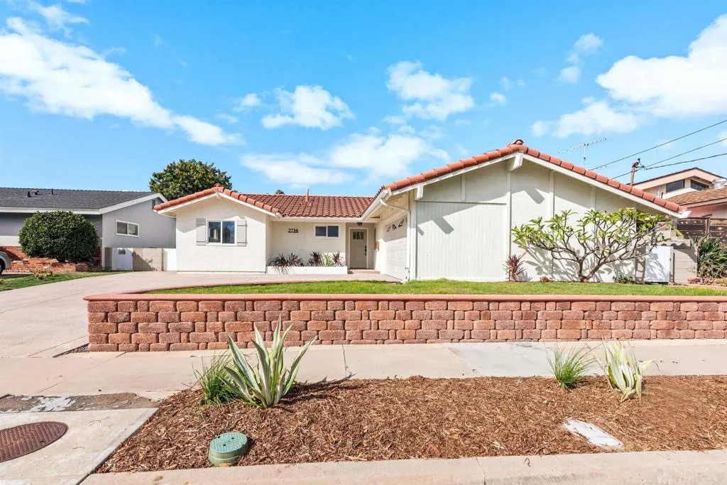https://cdn.realtyfeed.com/cdn/127/307107036/af36ff54334eca34af0bb91b02a50241.webp