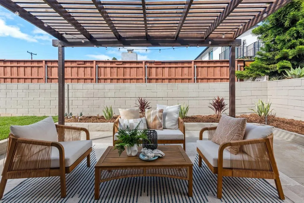 https://cdn.realtyfeed.com/cdn/127/307107036/fd8df0c009b6c300ab0aeec5fa780253.webp