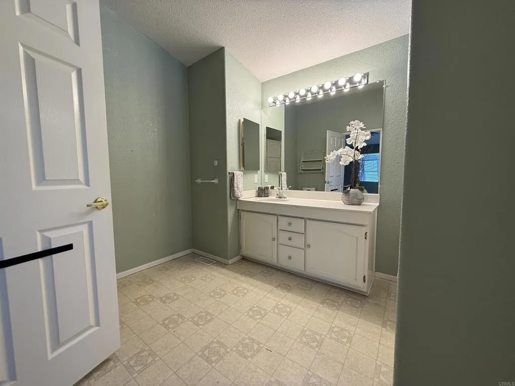 1401 El Norte Parkway, #SPC 276, San Marcos, CA 92069 1401 El Norte Parkway, #SPC 276, San Marcos, CA 92069