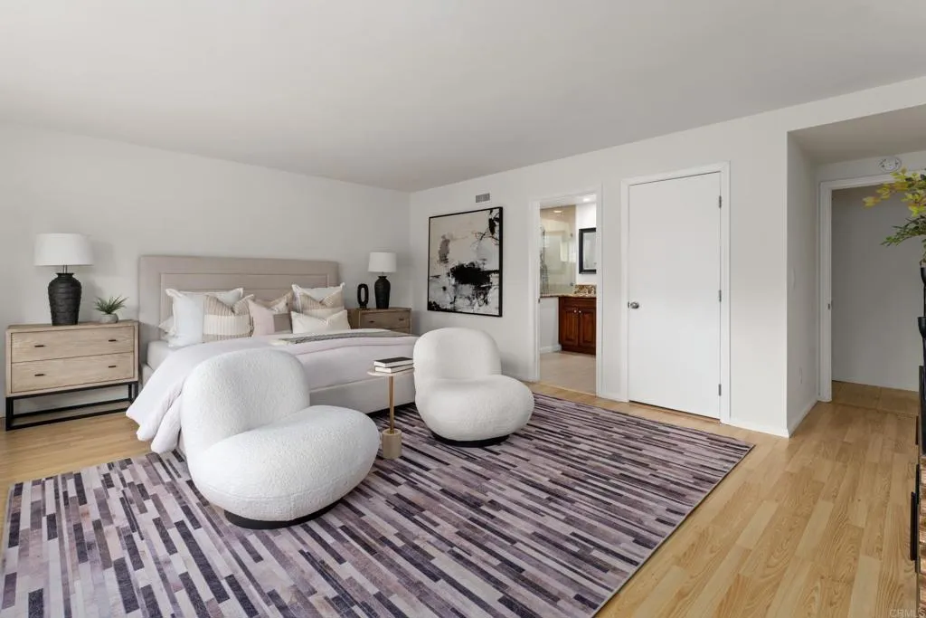8720 Nottingham Place, La Jolla, CA 92037