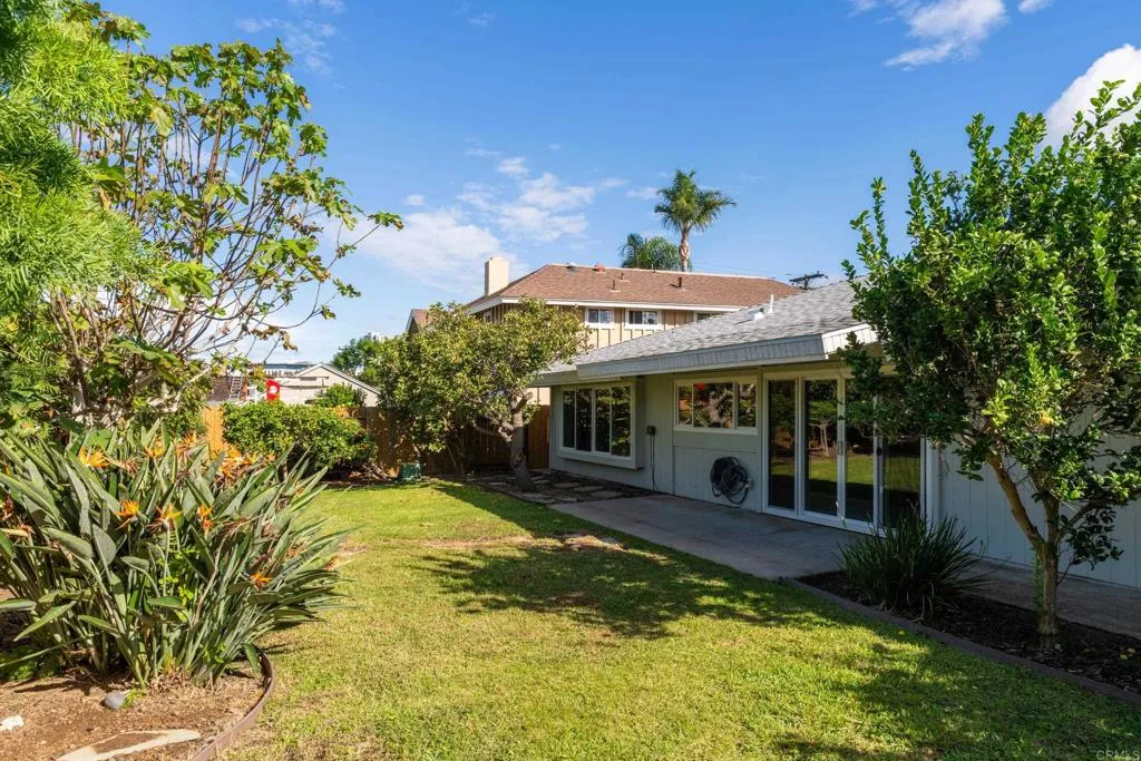 8720 Nottingham Place, La Jolla, CA 92037