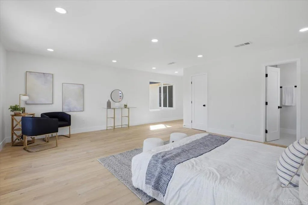 https://cdn.realtyfeed.com/cdn/127/307107165/42cde6d8d1646aa9bfd687f57afd064f.webp
