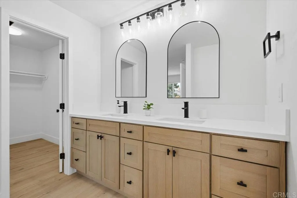 https://cdn.realtyfeed.com/cdn/127/307107165/56b7c208282867daa8559cd57f235d46.webp