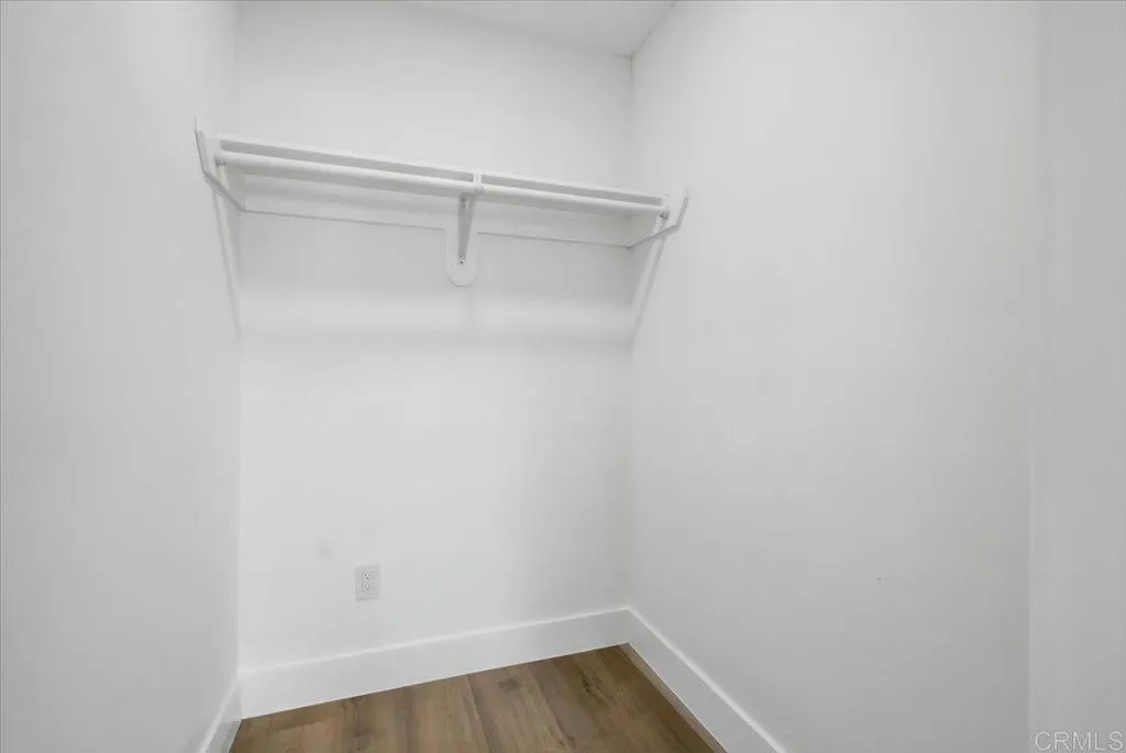 https://cdn.realtyfeed.com/cdn/127/307107165/b404d34a5adffb28c56bc5e319510516.webp