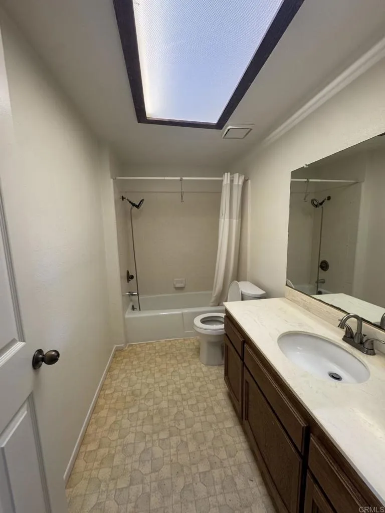 1906 Odell Circle, Vista, CA 92084