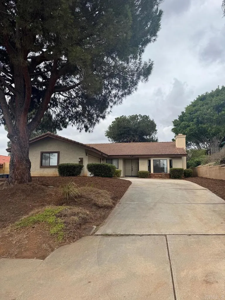 1906 Odell Circle, Vista, CA 92084