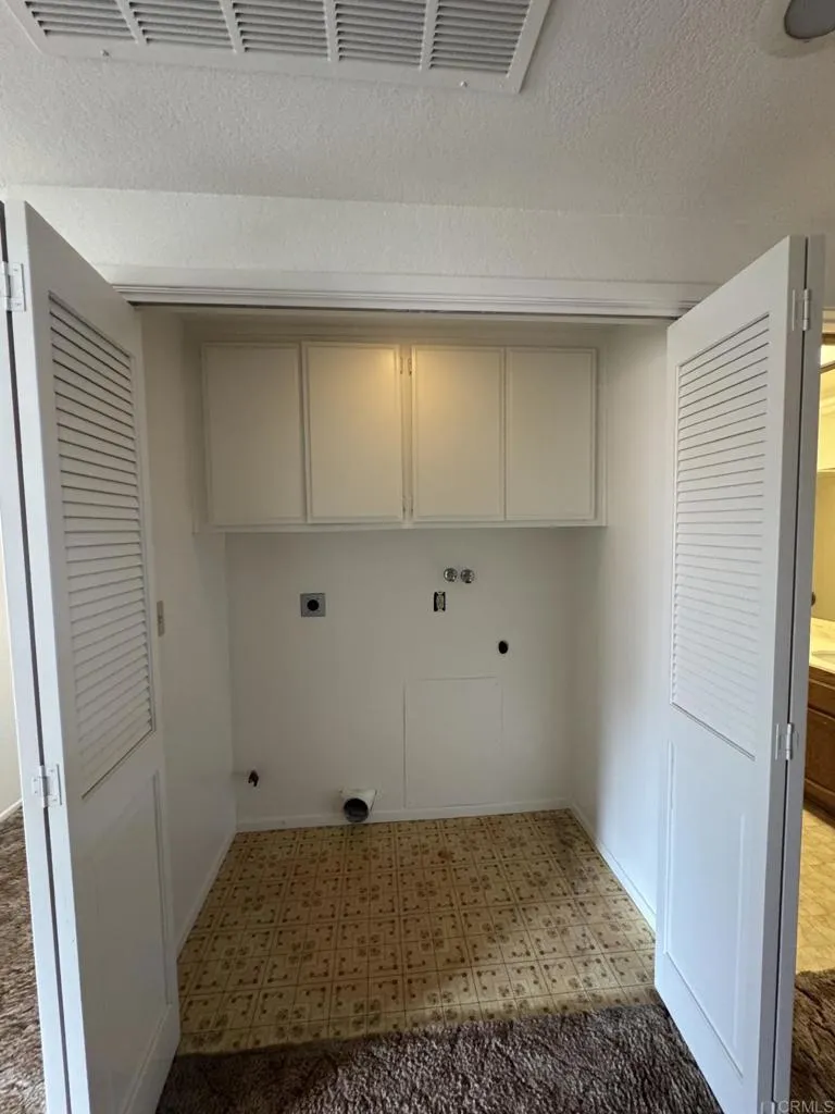 1906 Odell Circle, Vista, CA 92084