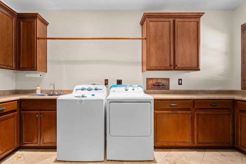 6378 Japatul Vista Lane, Alpine, CA 91901