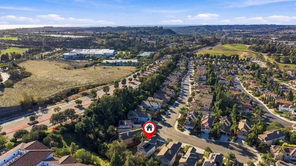 5595 Foxtail Loop, Carlsbad, CA 92010 5595 Foxtail Loop, Carlsbad, CA 92010