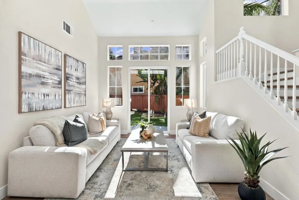 5595 Foxtail Loop, Carlsbad, CA 92010 5595 Foxtail Loop, Carlsbad, CA 92010