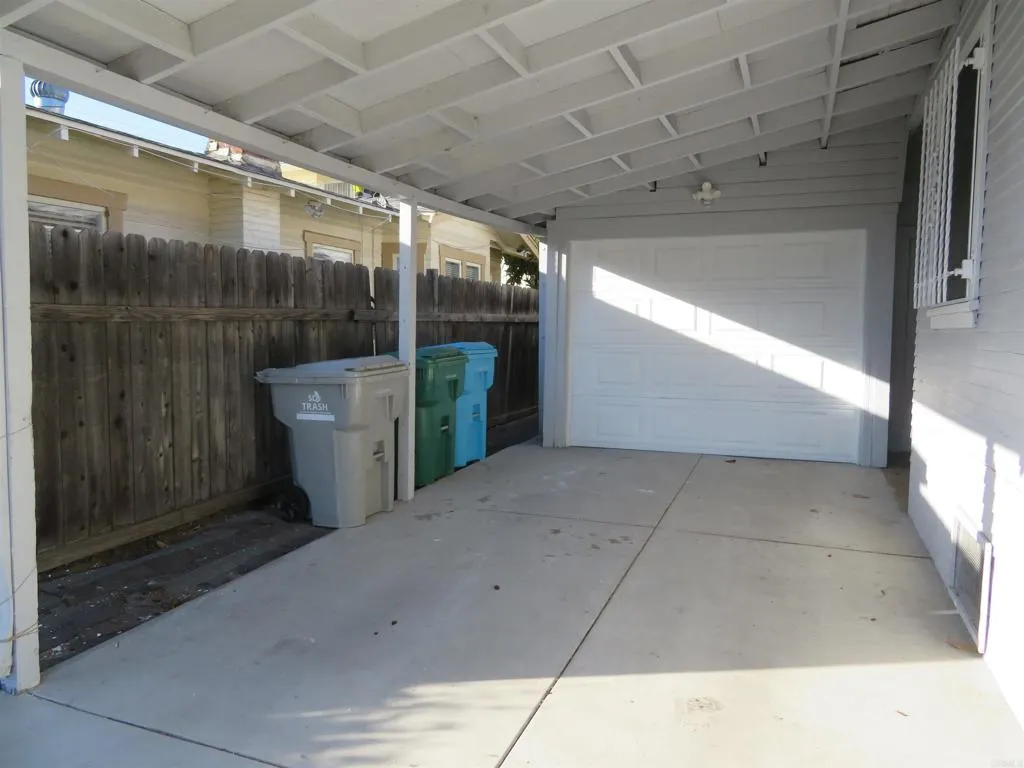 4202 43rd Street, San Diego, CA 92105 4202 43rd Street, San Diego, CA 92105