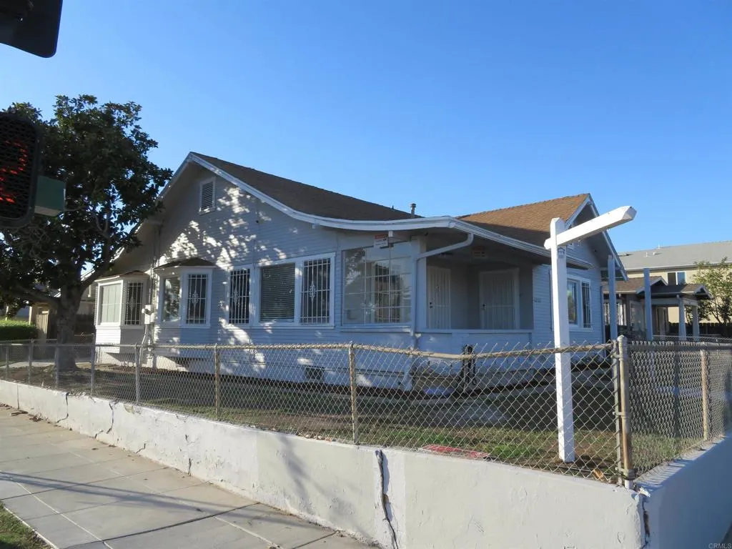 4202 43rd Street, San Diego, CA 92105 4202 43rd Street, San Diego, CA 92105