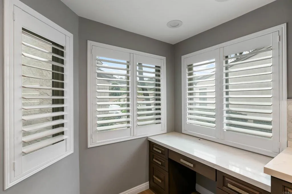 https://cdn.realtyfeed.com/cdn/127/307107303/0d4eccf6005660aaa17dcf9332efd6fe.webp