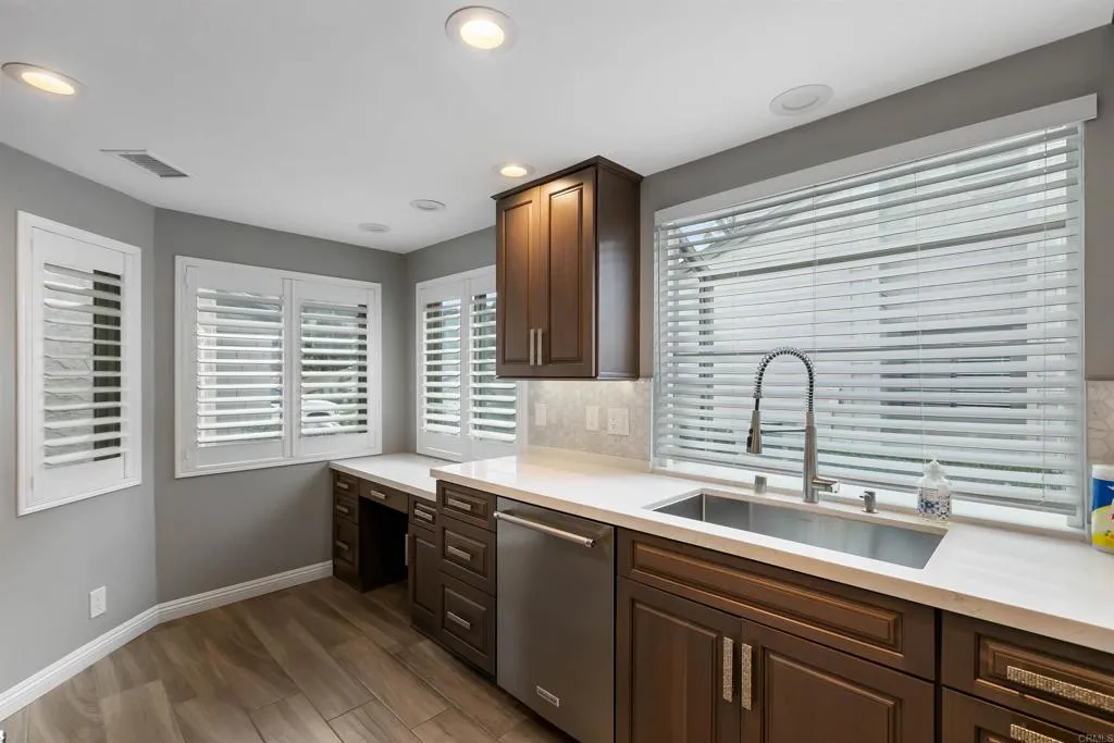 5605 Adobe Falls Road, #A, San Diego, CA 92120