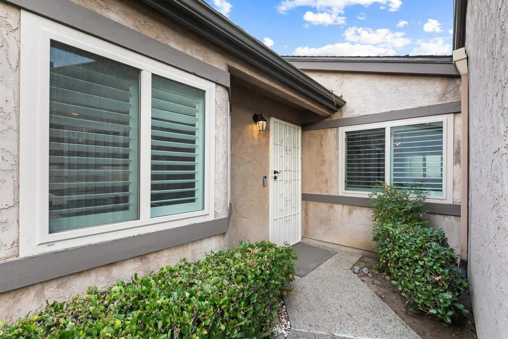 5605 Adobe Falls Road, #A, San Diego, CA 92120