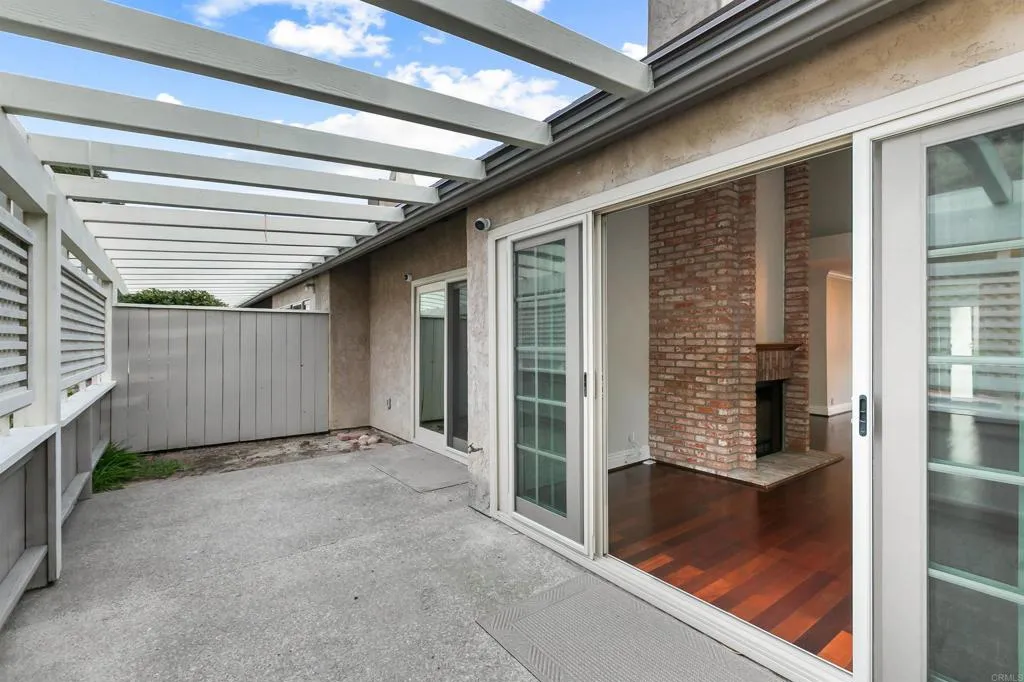 https://cdn.realtyfeed.com/cdn/127/307107303/906f1c7f82fcfd35635af5e9c45ef34a.webp