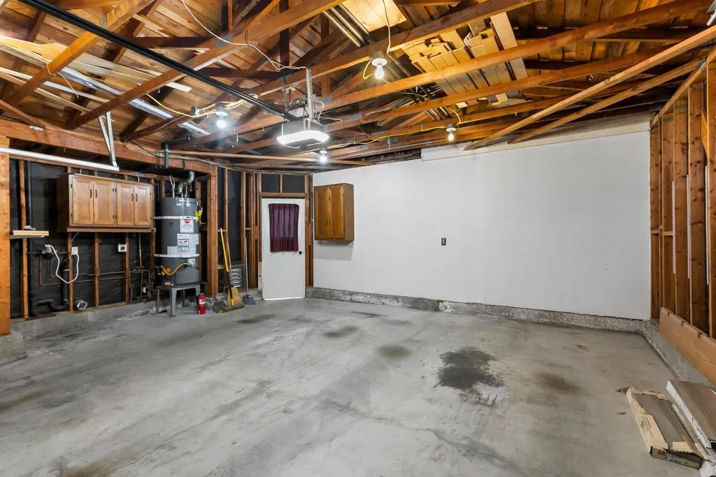 https://cdn.realtyfeed.com/cdn/127/307107303/b941e3209f0c1e3e2eb5bab3fa89ba8b.webp