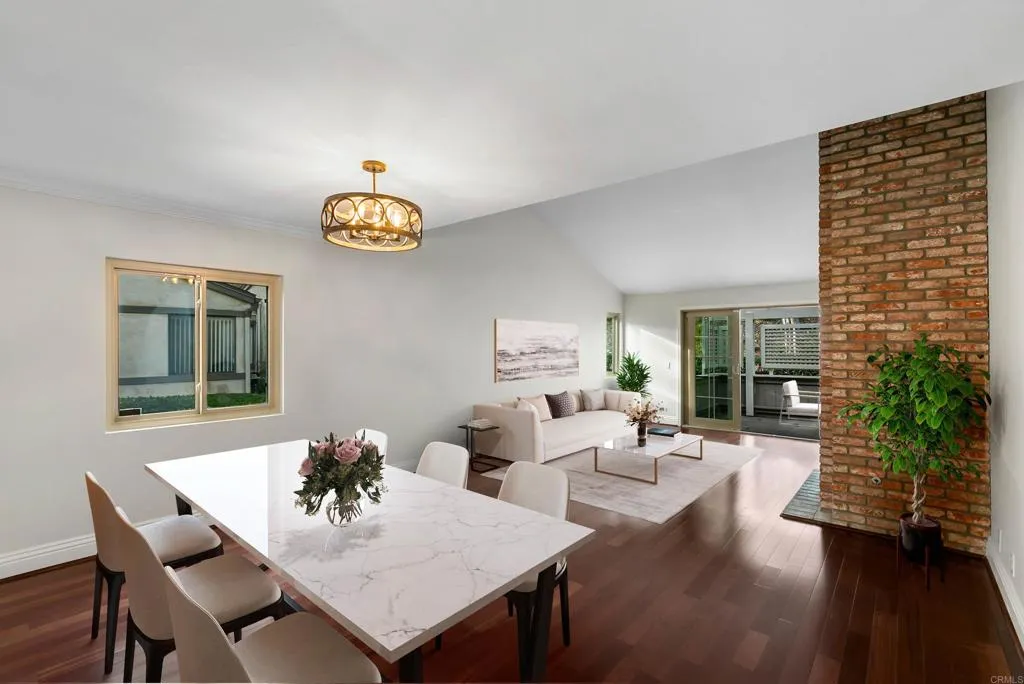 https://cdn.realtyfeed.com/cdn/127/307107303/f345c32afdddc1a09bb2c8473698f5e7.webp