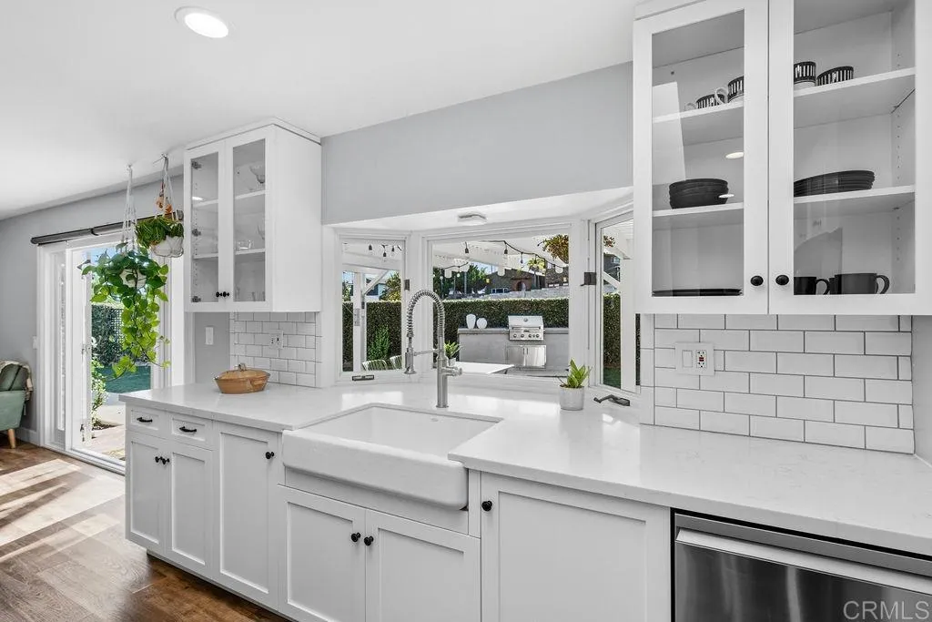 1815 Bailey Drive, Oceanside, CA 92054