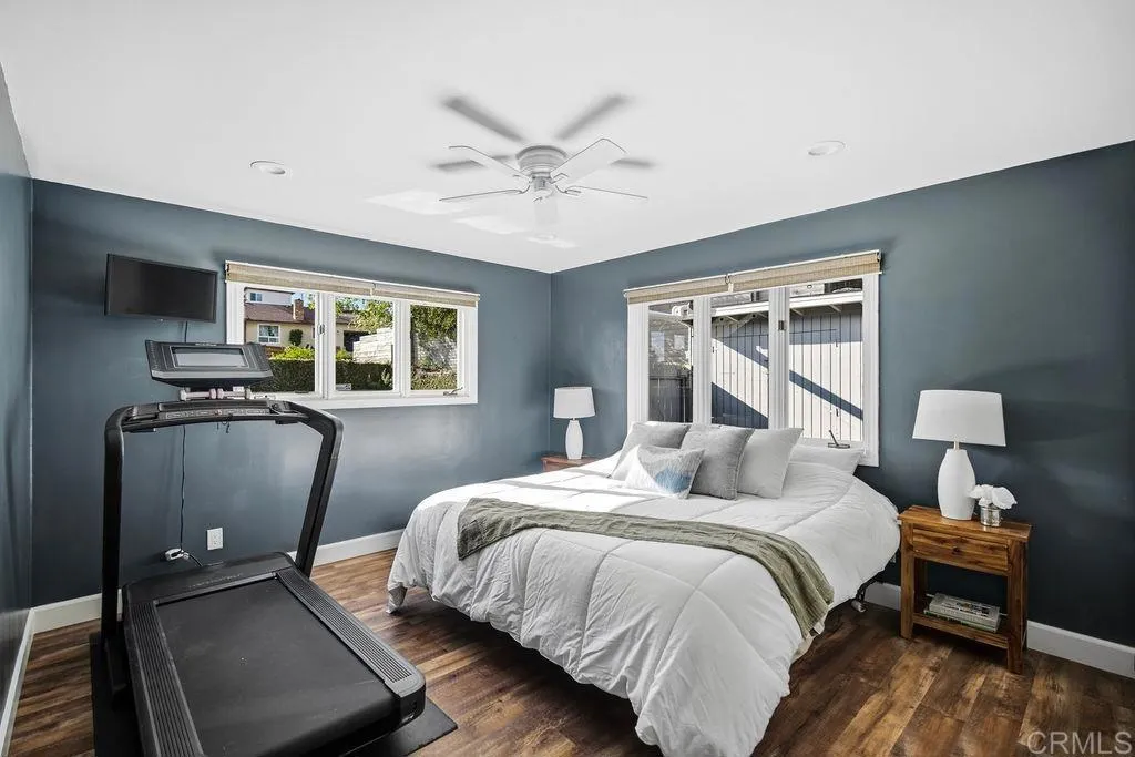 1815 Bailey Drive, Oceanside, CA 92054