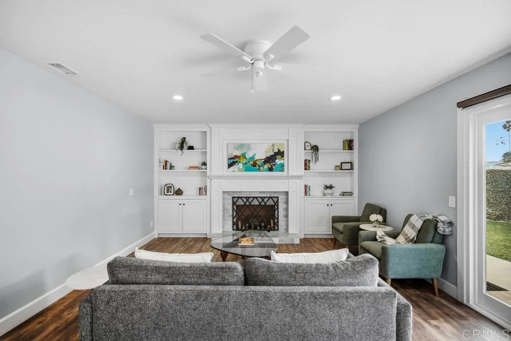 1815 Bailey Drive, Oceanside, CA 92054