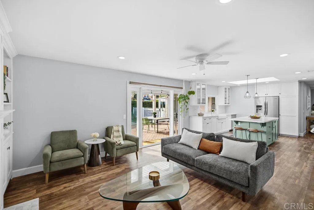 1815 Bailey Drive, Oceanside, CA 92054