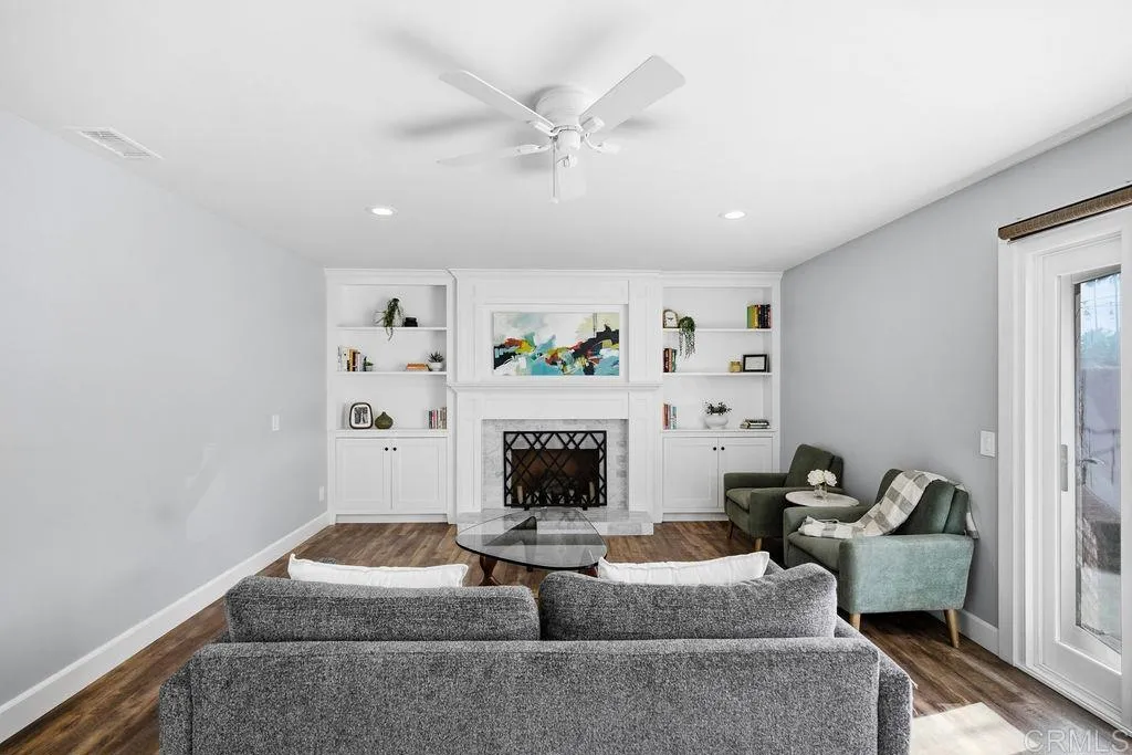 1815 Bailey Drive, Oceanside, CA 92054