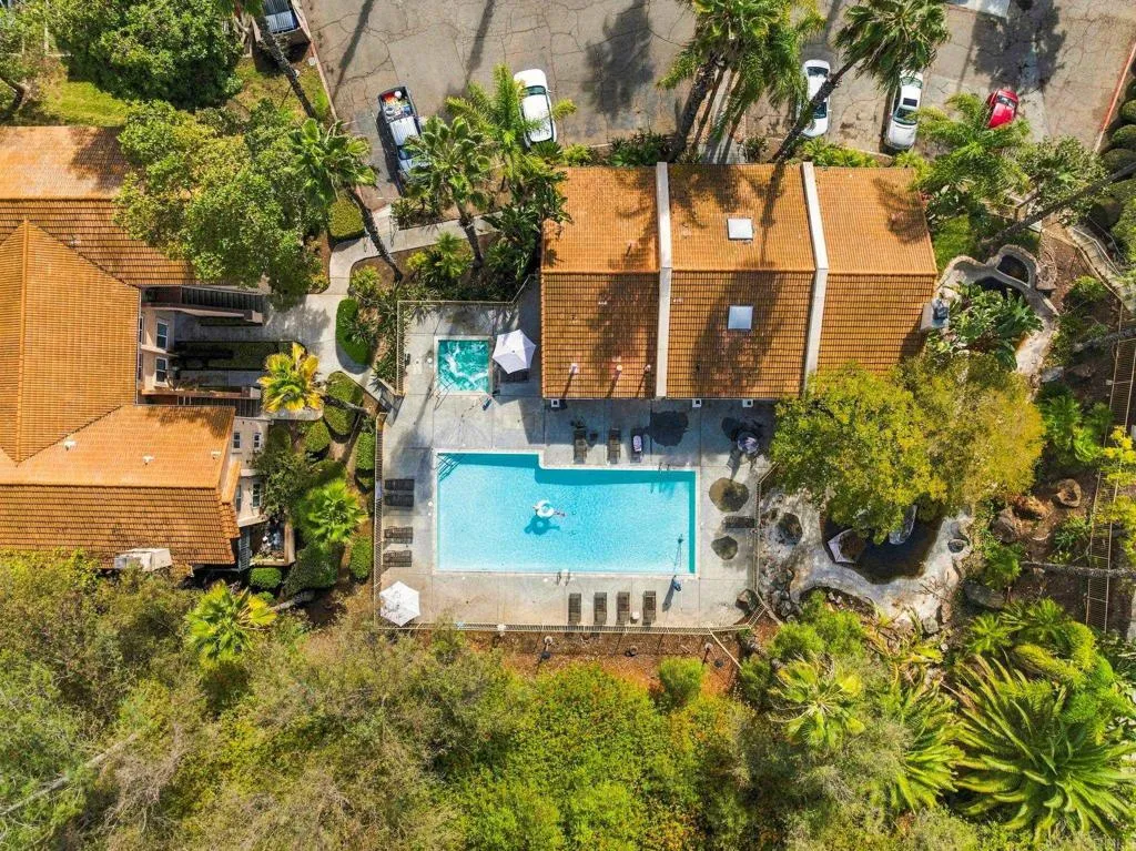 11215 Avenida De Los Lobos, #B, San Diego, CA 92127