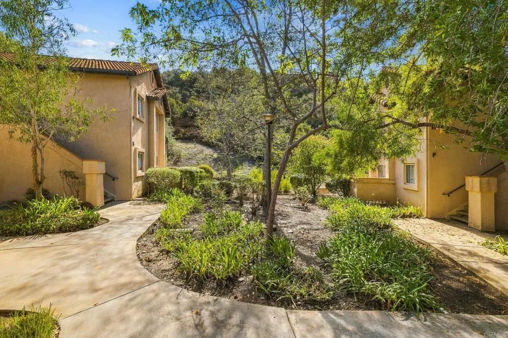 11215 Avenida De Los Lobos, #B, San Diego, CA 92127