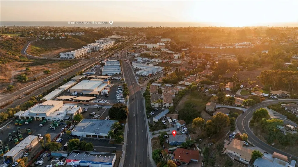 https://cdn.realtyfeed.com/cdn/127/307107486/fe49d57293e87e7b01f5a7717384cbe1.webp