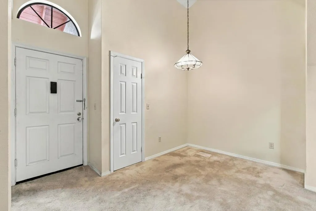 3976 Iowa Street, #5, San Diego, CA 92104 3976 Iowa Street, #5, San Diego, CA 92104