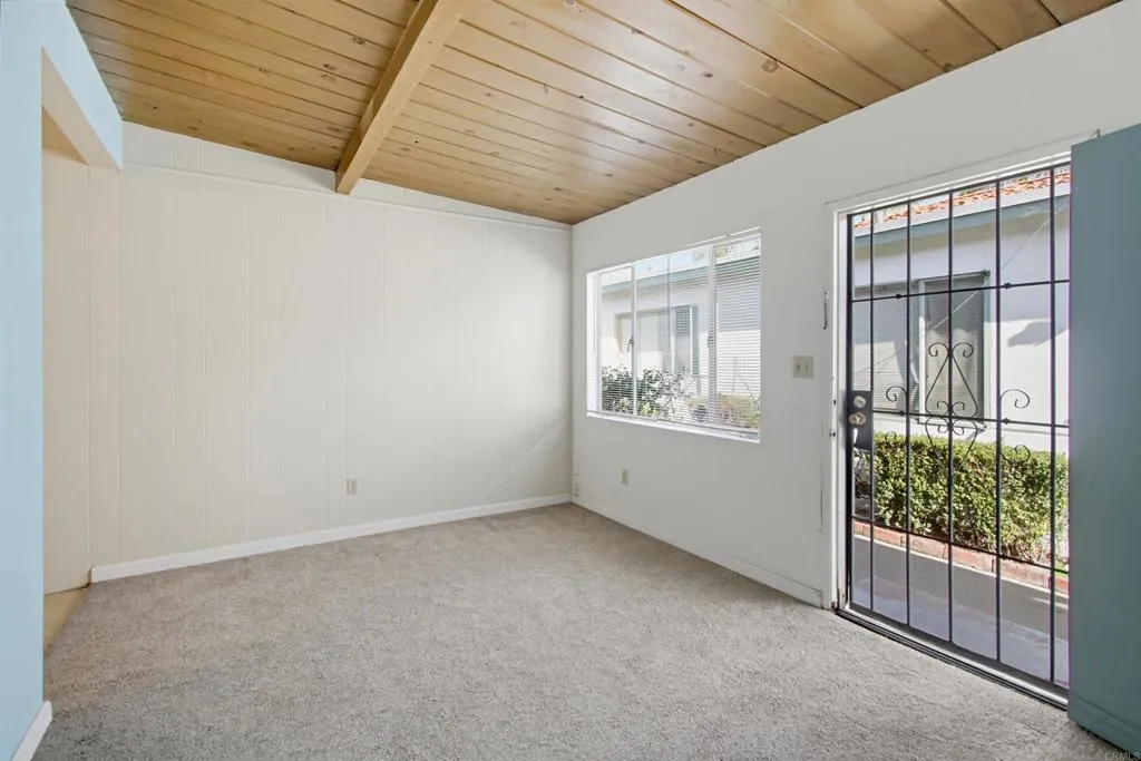 221-D Avenue Avenue, Coronado, CA 92118 221-D Avenue Avenue, Coronado, CA 92118