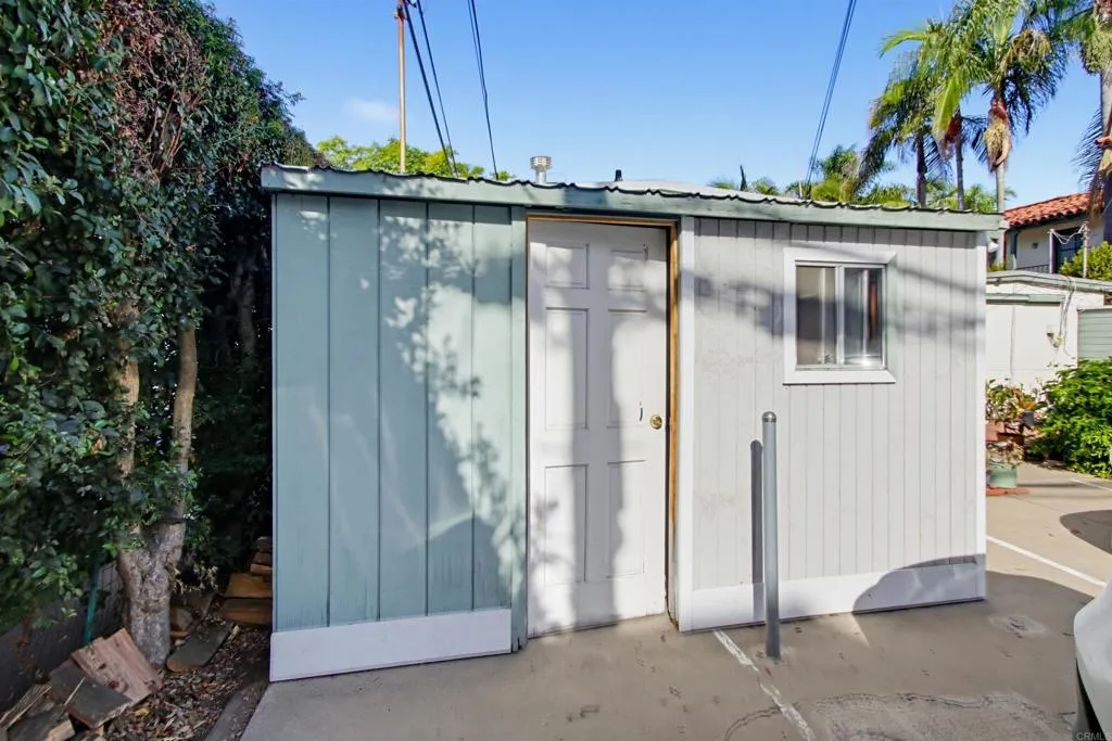 221-D Avenue Avenue, Coronado, CA 92118 221-D Avenue Avenue, Coronado, CA 92118