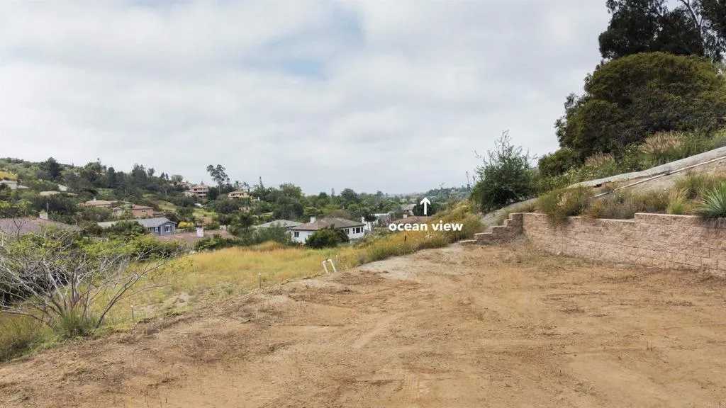 132 Luzeiro, Vista, CA 92084