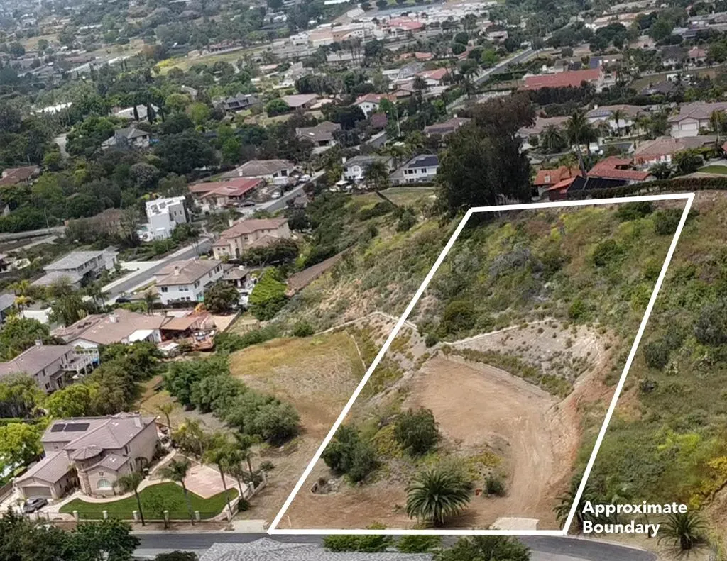 132 Luzeiro, Vista, CA 92084 132 Luzeiro, Vista, CA 92084